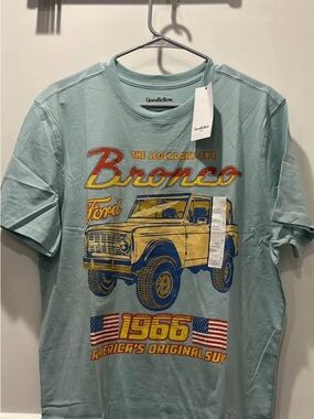 Large NWT Ford Light Aqua Tee with Yellow and Red Graphic